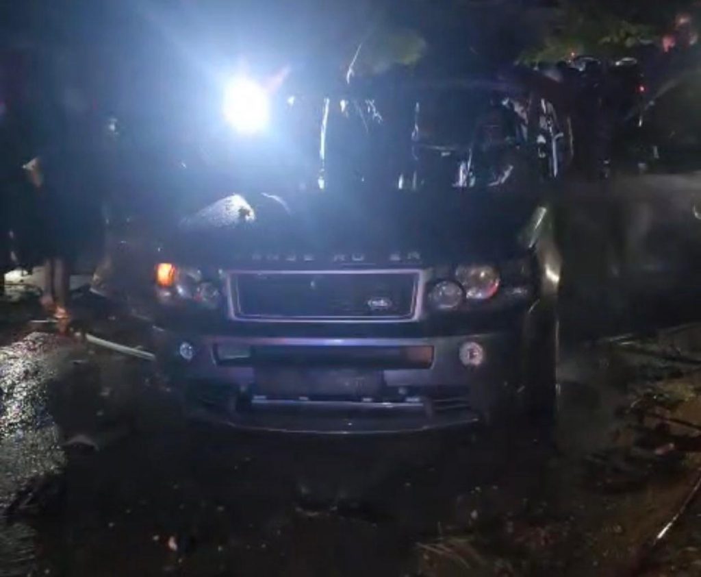 10b1395e-a8fb-4127-9d8a-58d88b8bfa48